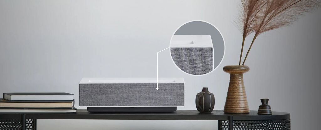 thiet-ke-hien-dai-cua-may-chieu-lg-ultra-short-throw-cinebeam-hu715qw