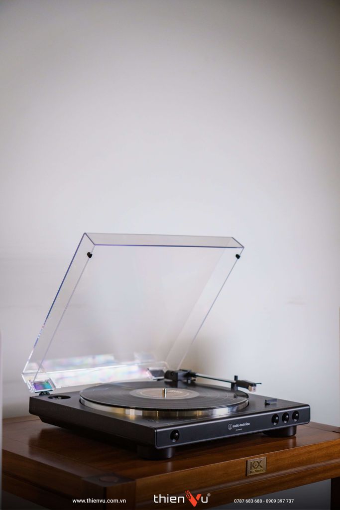 thiet-ke-mam-dia-than-audio-technica-at-lp60xbt-hien-dai