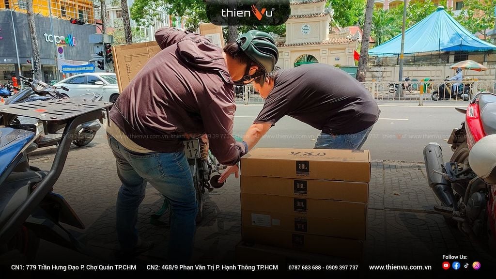 vang-so-jbl-vx8-chat-luong-cao