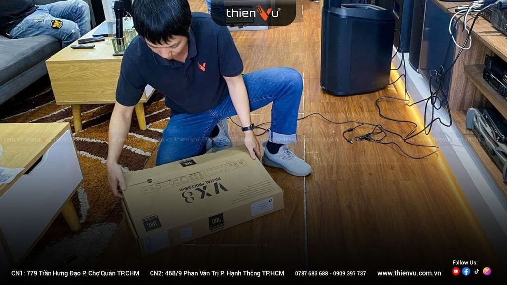 vang-so-jbl-vx8-uu-dai-tot