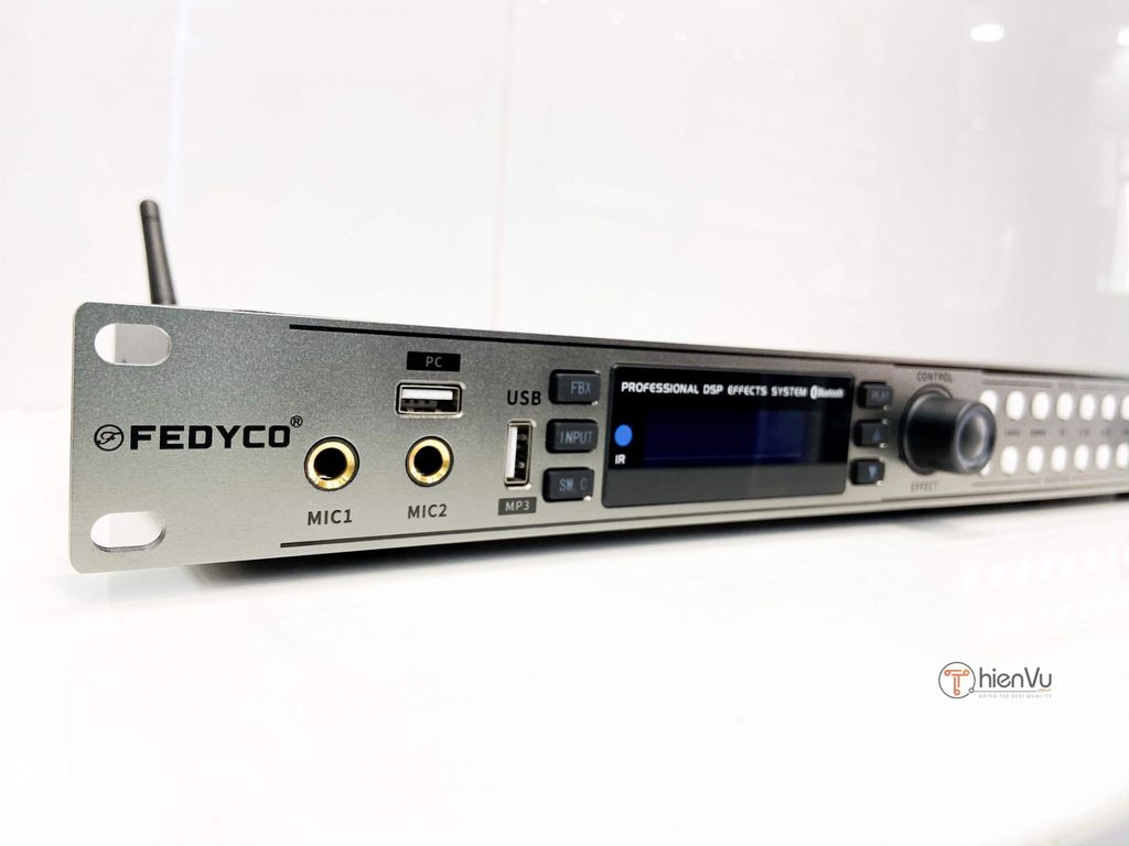 vang so karaoke gia dinh chinh hang Fedyco XT 10 gia mem