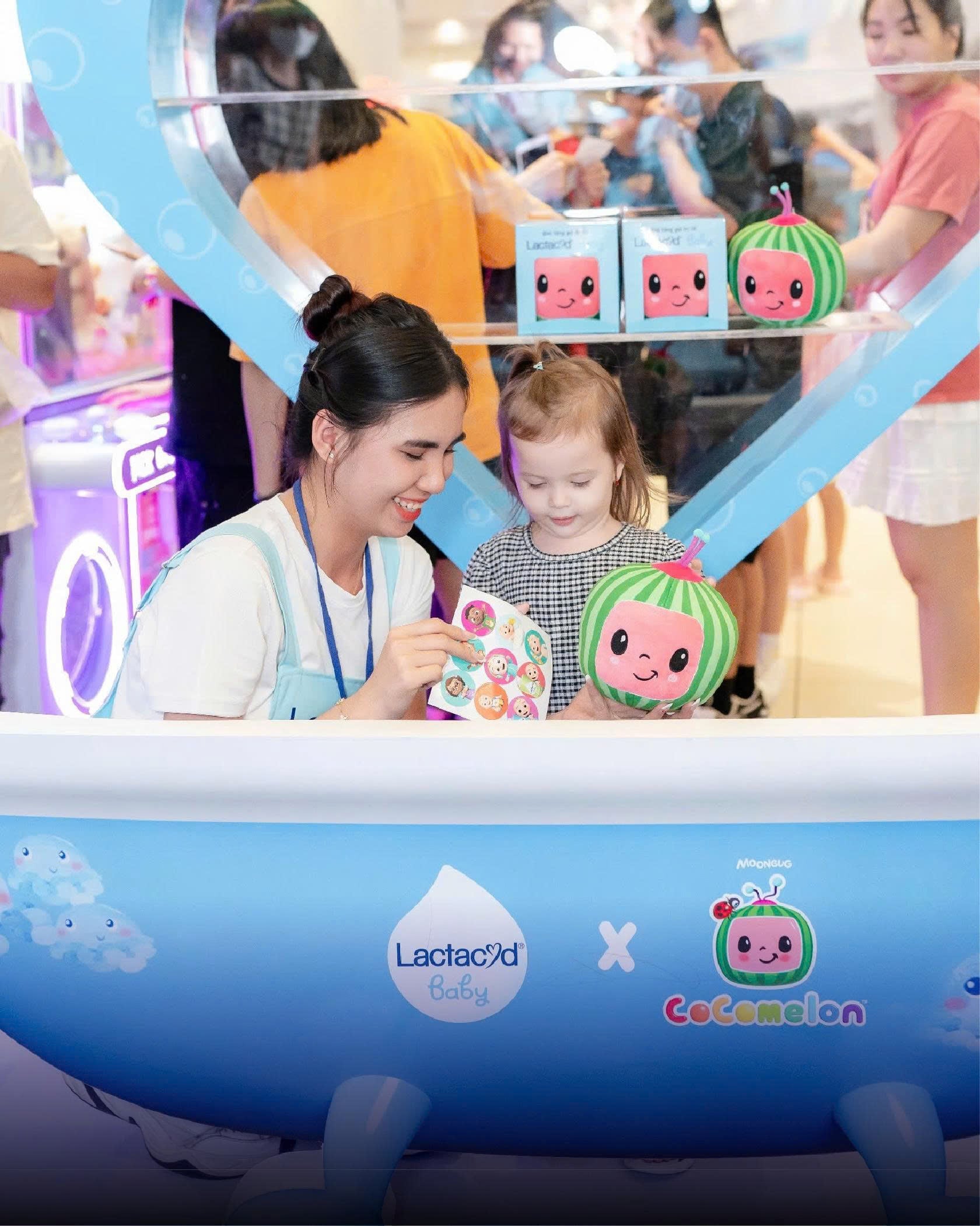 Sự kiện và Activation