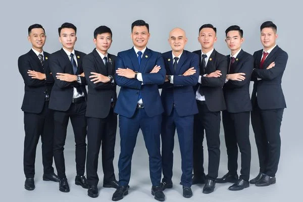 Cách tạo dáng chụp ảnh tập thể đẹp