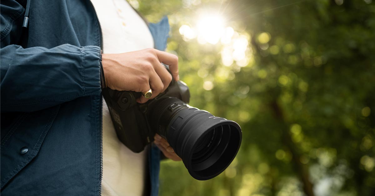 Lens Hood bảo vệ ống kính khỏi các tác nhân bên ngoài