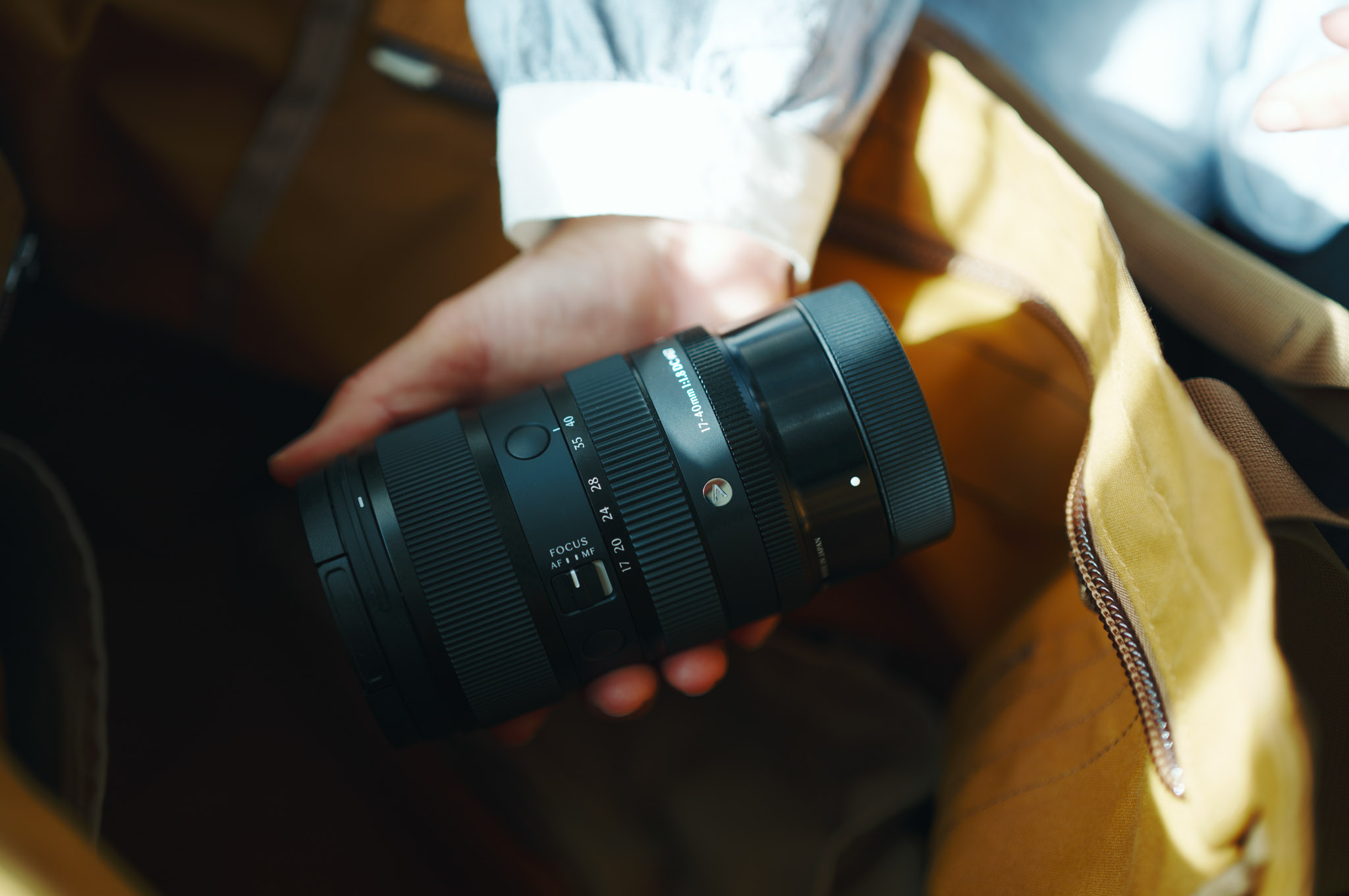 Sigma 17-40mm F1.8 DC Art với trải nghiệm trên tay chuyên nghiệp