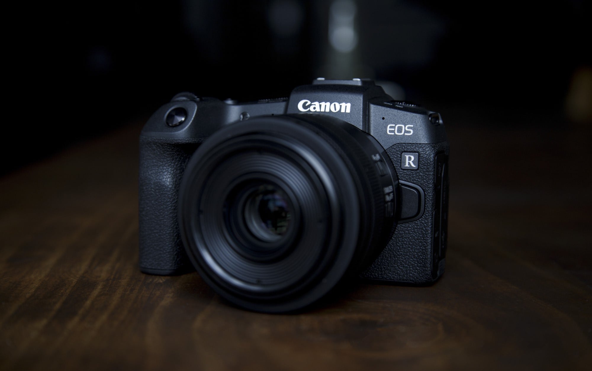 Máy ảnh cho người mới bắt đầu Canon EOS RP Máy ảnh cho người mới bắt đầu Canon EOS RP