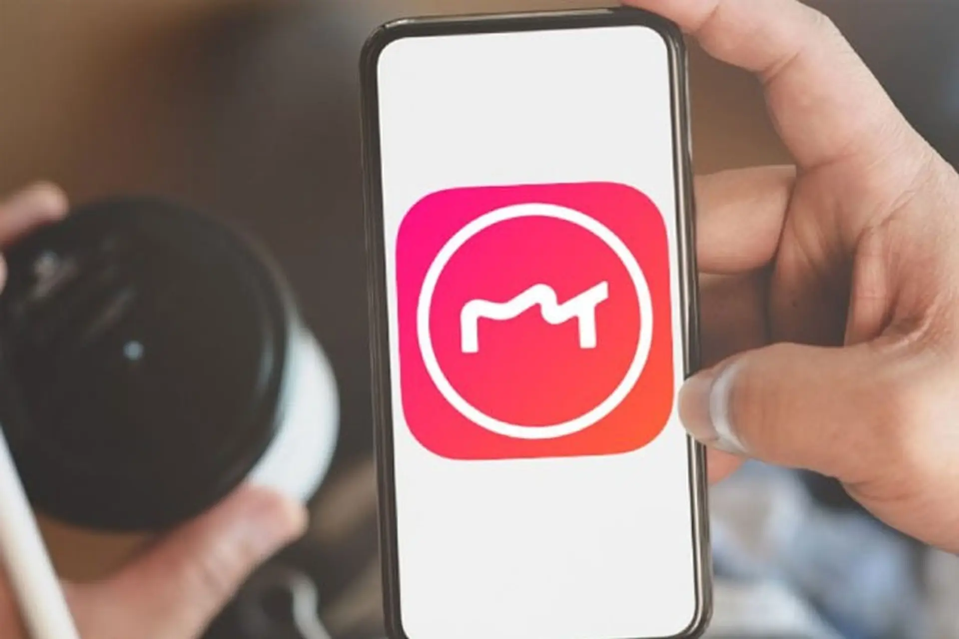 phần mềm xóa người trong ảnh - Meitu