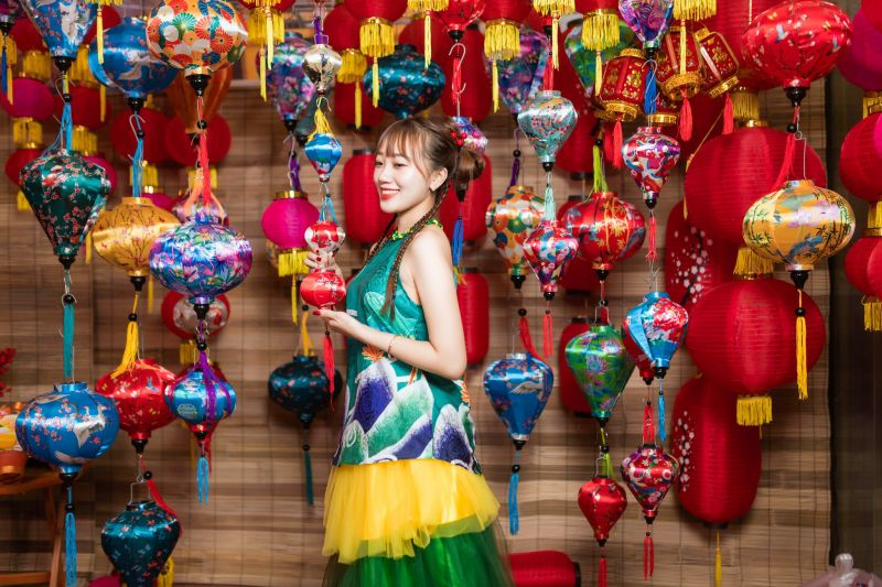 Những chiếc đèn lồng lung linh