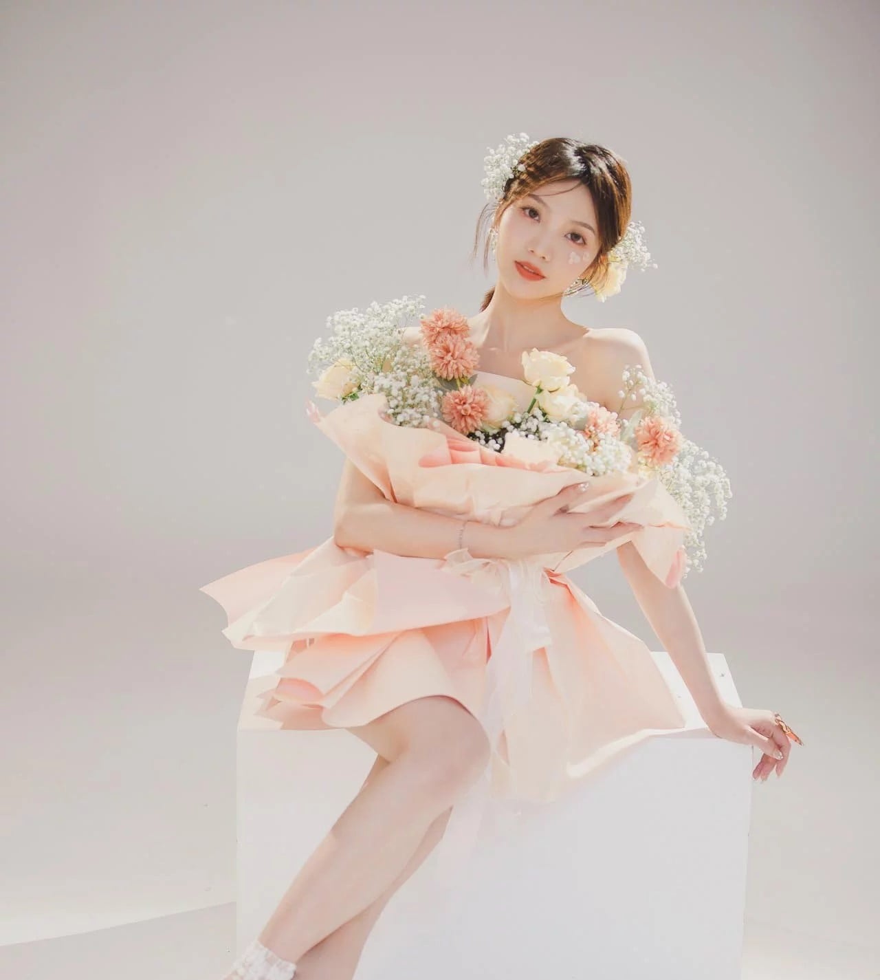 Concept em là đóa hoa xinh đẹp