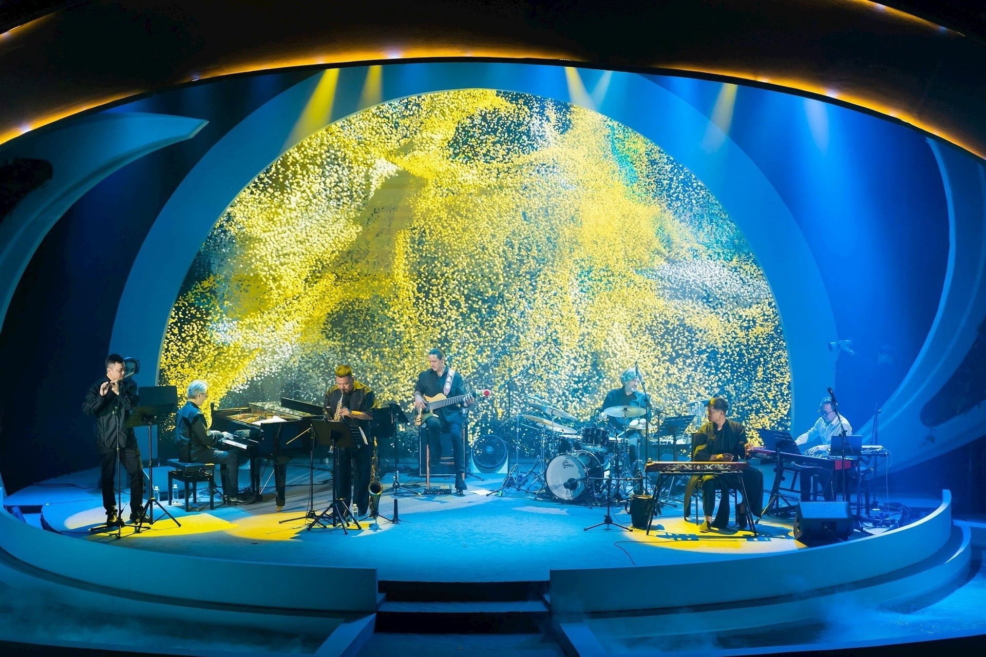 Emotional elevation with Vietnamese-origin artist Niels Lan Doky at an international concert in Ho Chi Minh City