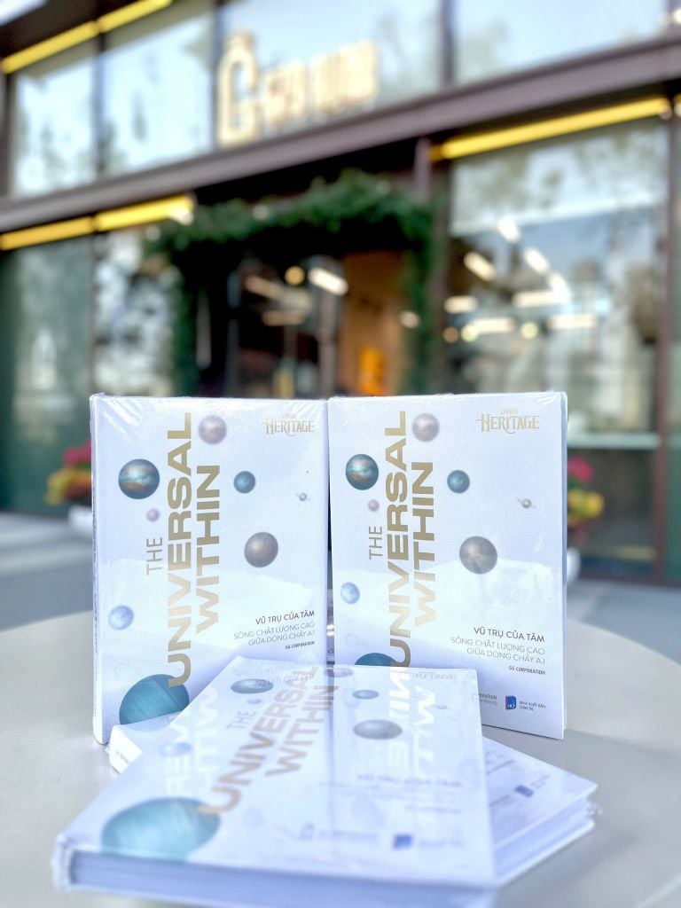 Ra mắt sách “Vũ trụ của TÂM”