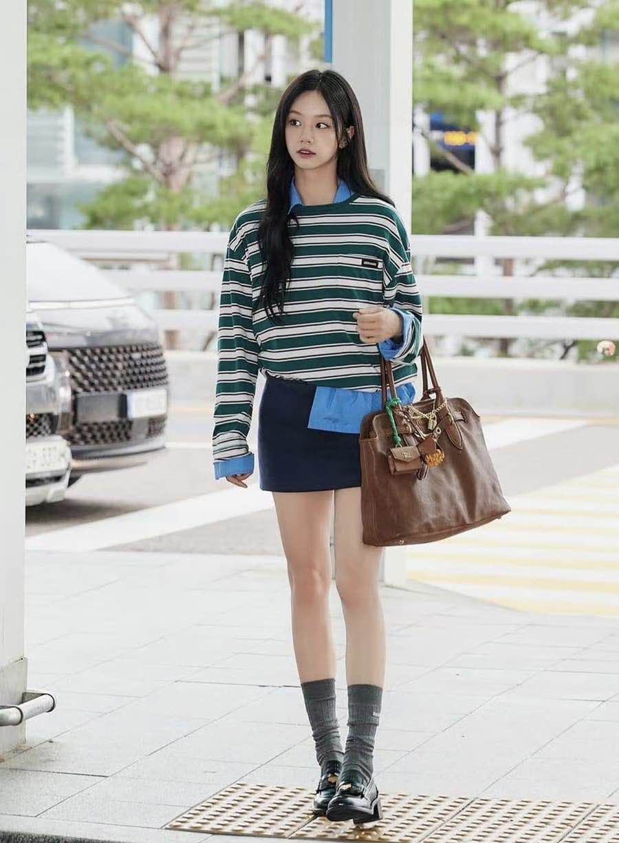 Airport Fashion: Vì sao Outfit sân bay của Idol trở thành chuẩn mực Street Style Châu Á?