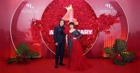 Hàng ngàn bông hồng tô điểm trong kỷ niệm 4 năm thành lập mỹ phẩm cao cấp Hương Thị