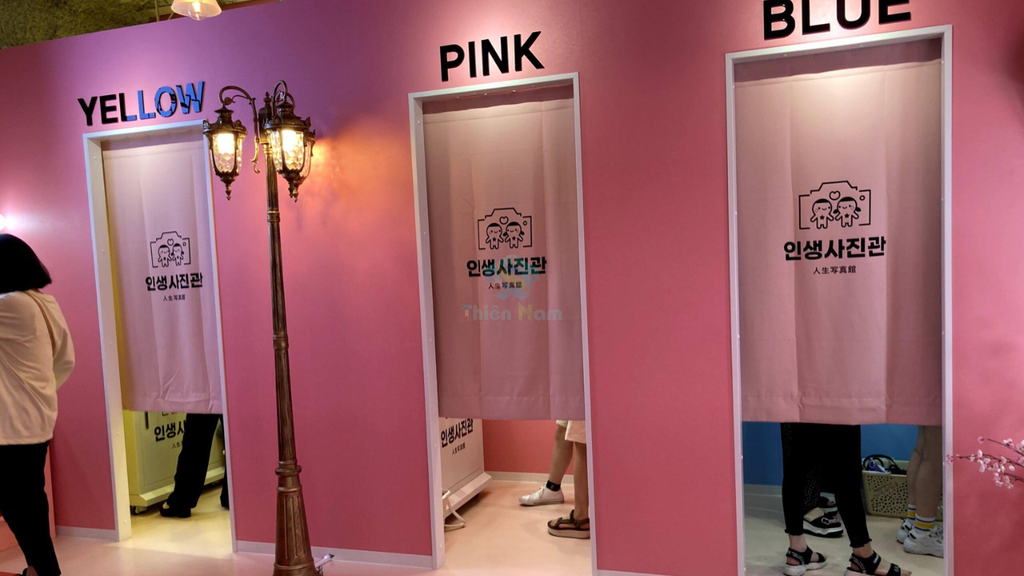 Thiết kế nội thất Photobooth đẹp nhưng phải thuận tiện khi vận hành