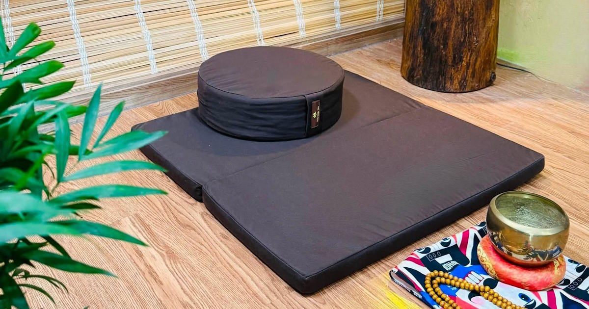 Bộ gối ngồi thiền Thiên Nhiên Tâm là món quà ý nghĩa mùa Vu Lan