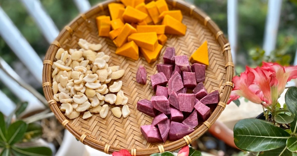 Làm sữa hạt điều với khoai lang tím và bí đỏ thật đơn giản