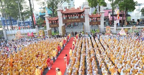 Ngày lễ Phật Đản là ngày nhắc nhở chúng ta về giá trị của sự tỉnh thức