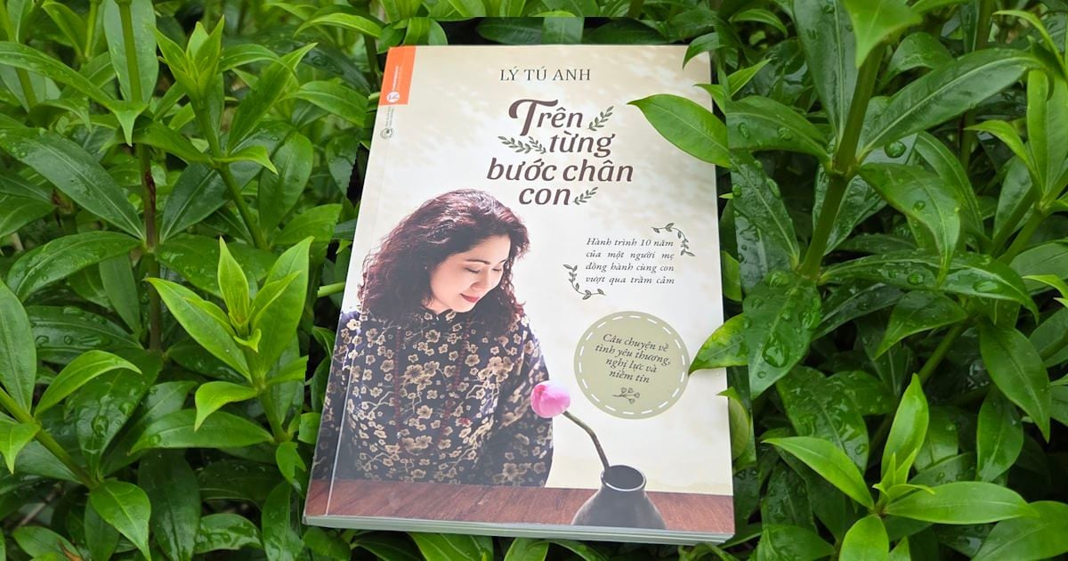 Đọc sách Trên từng bước chân con - Lý Tú Anh