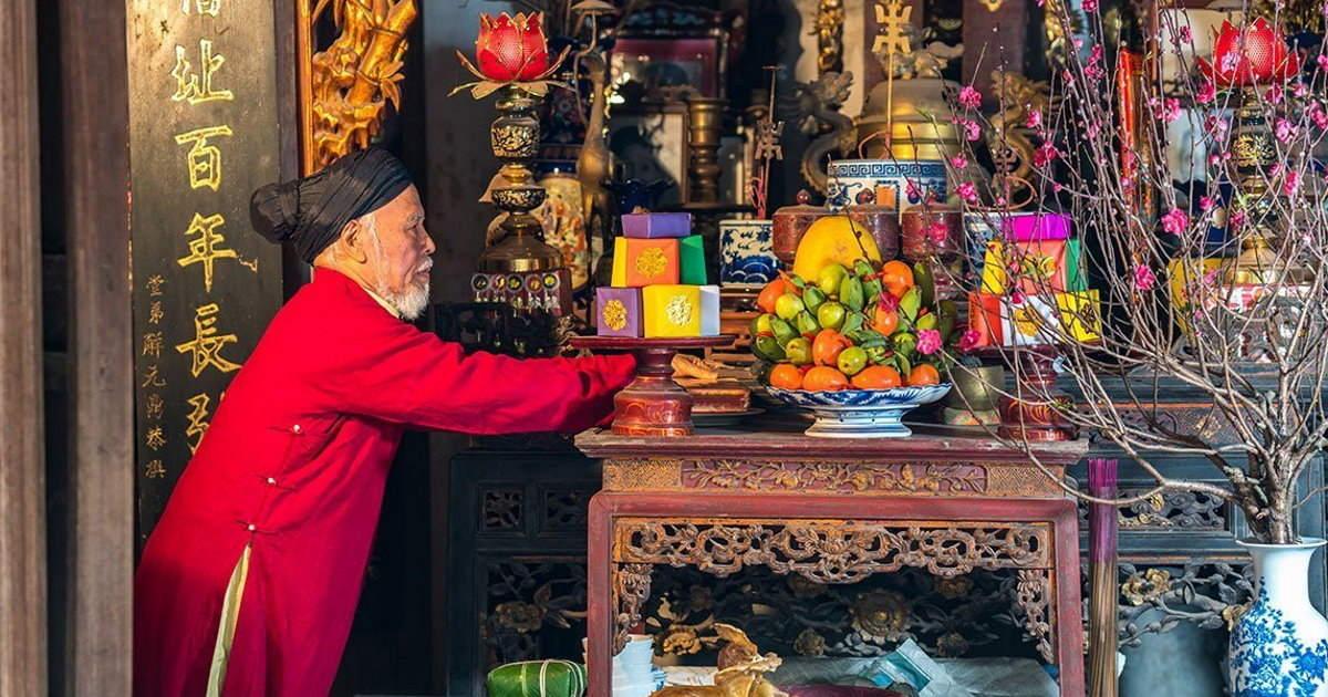 Thắp nhang - Nét văn hóa truyền thống Việt Nam