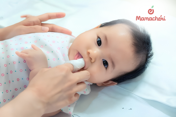 Một khoang miệng sạch sẽ là khởi đầu cho những chiếc răng chắc khỏe của con
