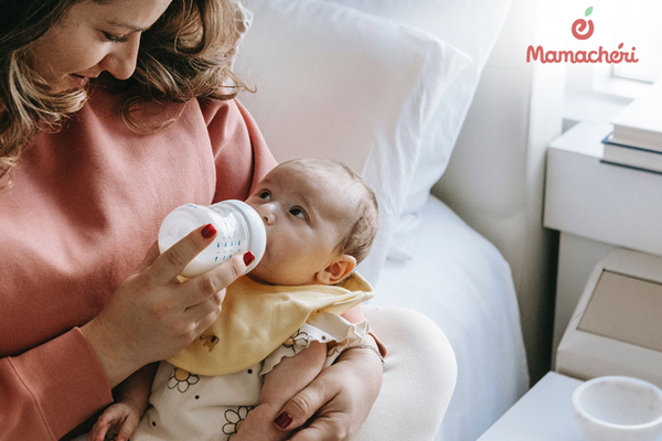 Một tâm thế bình tĩnh của mẹ sẽ giúp bé cảm thấy an tâm hơn khi bú