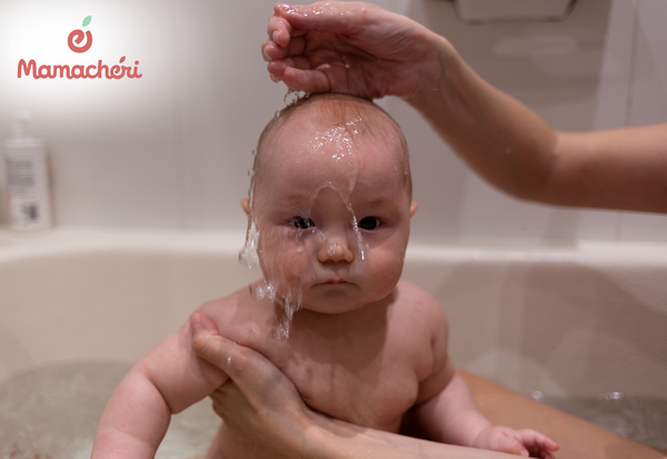 Tắm đúng cách giúp bảo vệ làn da trẻ sơ sinh mùa hè