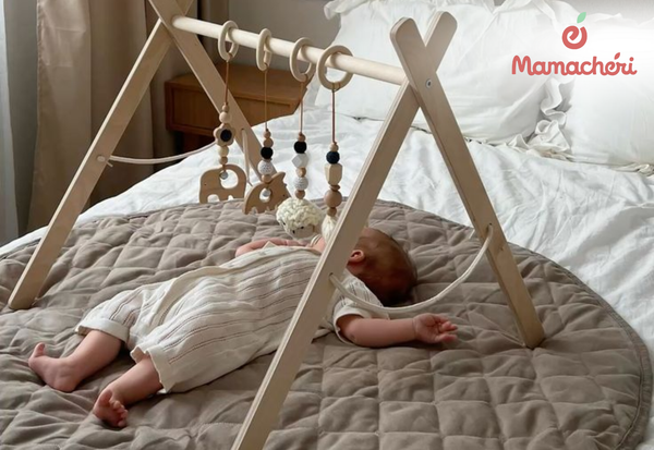 Giai đoạn sơ sinh là thời điểm vàng để bé làm quen với các kích thích giác quan nhẹ nhàng.