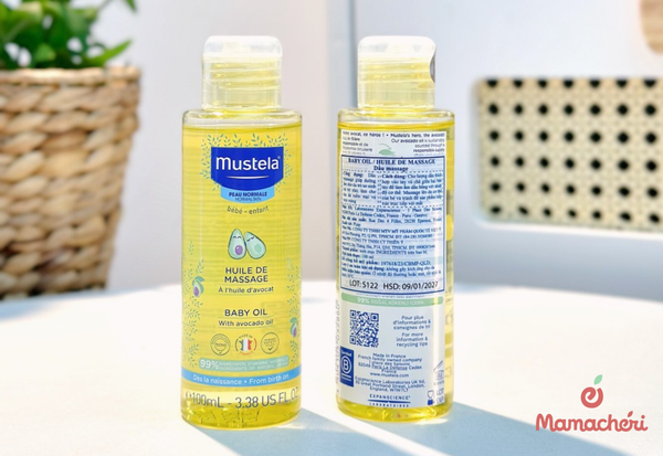 Dầu massage Mustela Baby Oil với thành phần dịu nhẹ cho trẻ sơ sinh