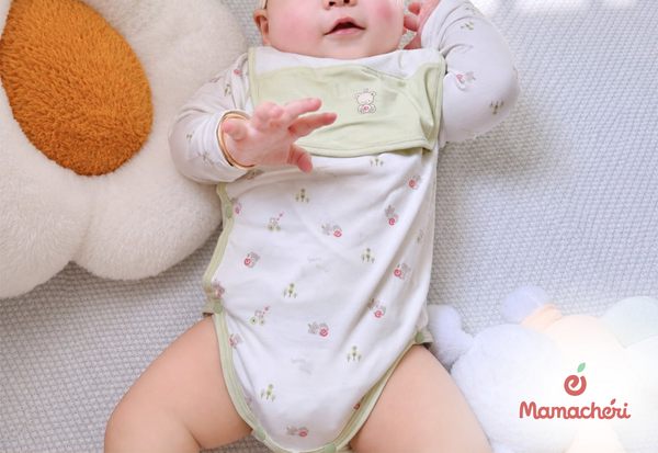 Cách mặc đồ mùa hè cho trẻ sơ sinh đúng cách và thoải mái