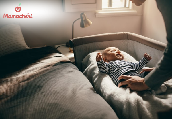 Tạo không gian ấm áp giúp bé giảm bớt tần suất giật mình và ngủ sâu giấc hơn.