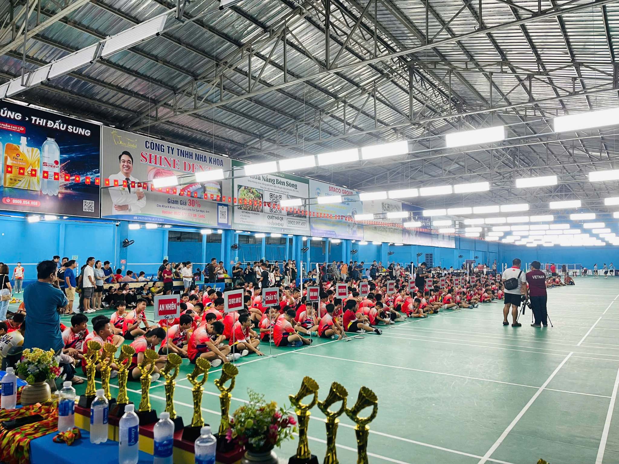 KIM’S RED GINSENG ĐỒNG HÀNH CÙNG  FESTIVAL CẦU LÔNG HỌC ĐƯỜNG 2025–2026 TIẾP SỨC CHO THẾ HỆ TRẺ VIỆT NAM