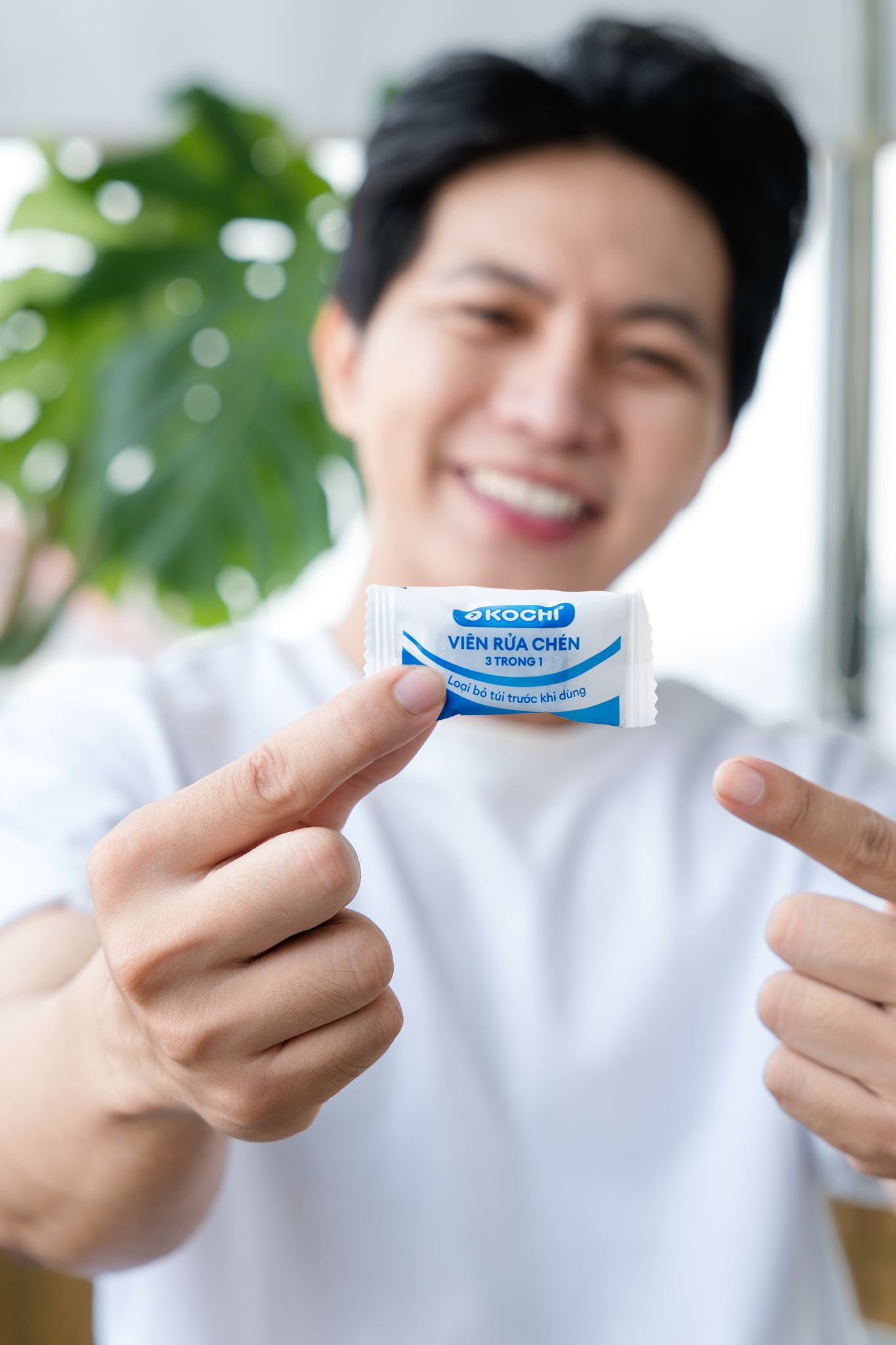 Cách xử lý cặn canxi và vệt trắng trên bát đĩa sau khi dùng máy rửa bát