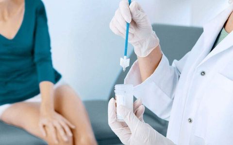 Dấu hiệu cần đi kiểm tra ung thư cổ tử cung sớm