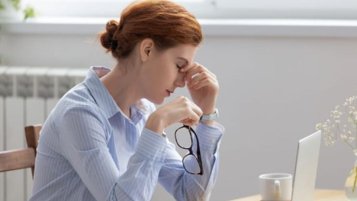 Mỏi mắt căng thái dương: Vì sao trán cũng căng?