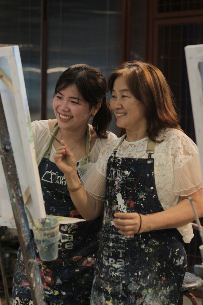 Vẽ hai người một tranh, tưởng hong dui mà dui hong tưởng!