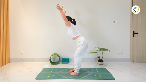Tư thế Cái Ghế trong Yoga (Utkatasana): Lợi ích, cách tập đúng và những lưu ý quan trọng