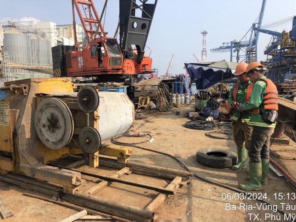 Máy cắt bê tông dây kim cương TPHCM cho công trình lớn