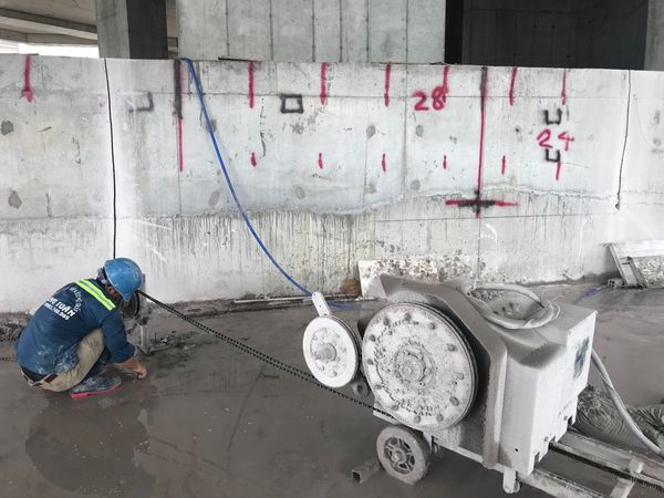 Những lợi ích nổi bật khi cắt bê tông bằng dây kim cương tại HCM
