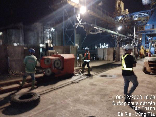 Tìm hiểu 5 công ty cắt bê tông bằng Máy cắt dây kim cương HCM