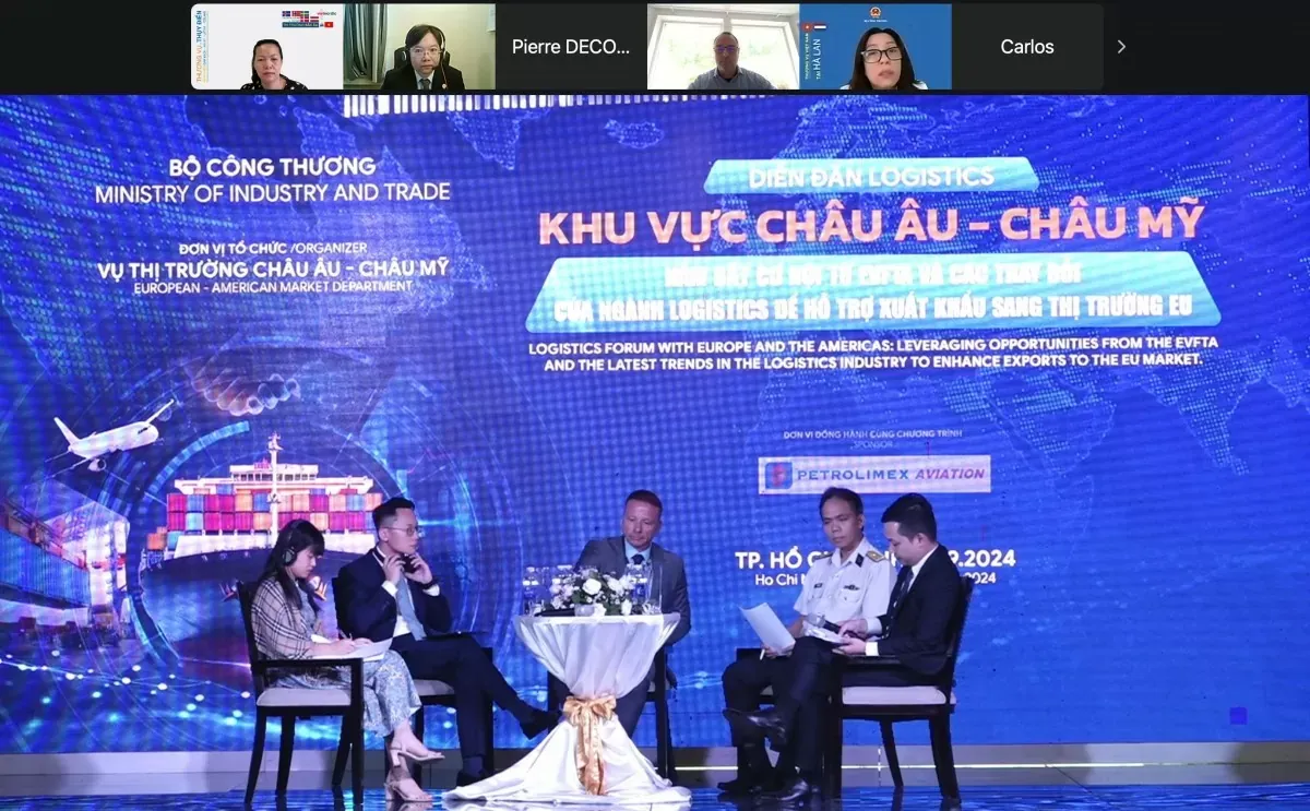 logistic xanh 2.webp