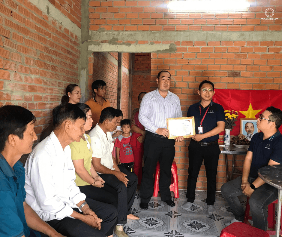 Nhà Đại Đoàn kết (2).png
