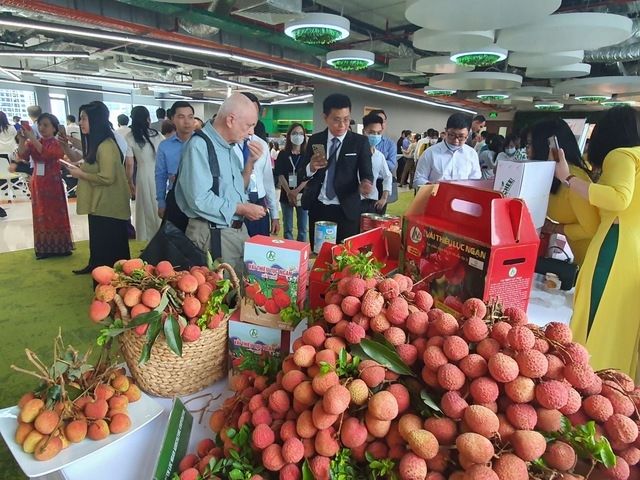 vải.jpg