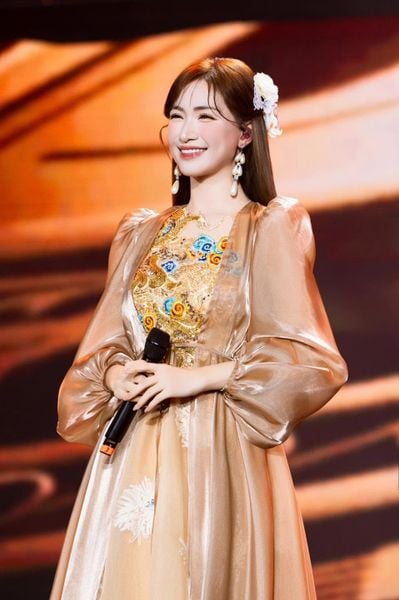 Hòa Minzy