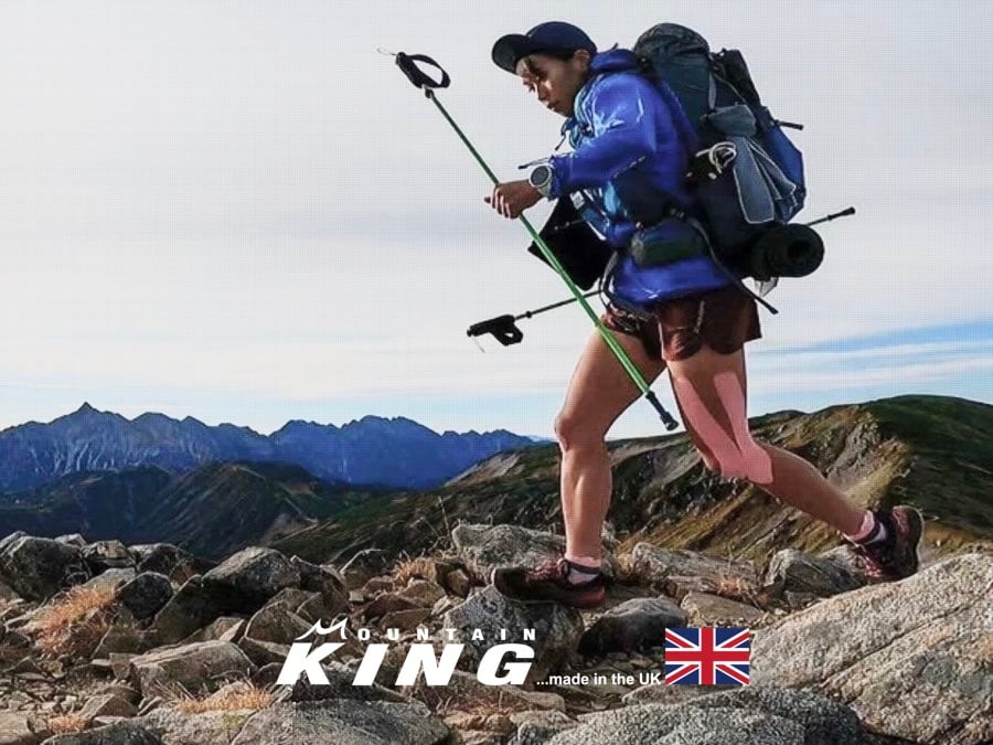 フルカーボン超軽量ポールで山を駆ける。マウンテンキングのTrail Blaze Skyrunner ULTRA アウトドアとキャンプの専門店:マウンテンプロダクツ