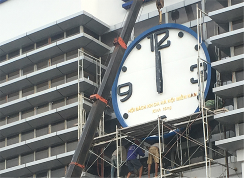 BẢO TRÌ BẢO DƯỠNG ĐỒNG HỒ CÔNG CỘNG