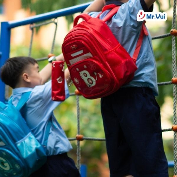 balo siêu nhẹ cho bé lớp 1