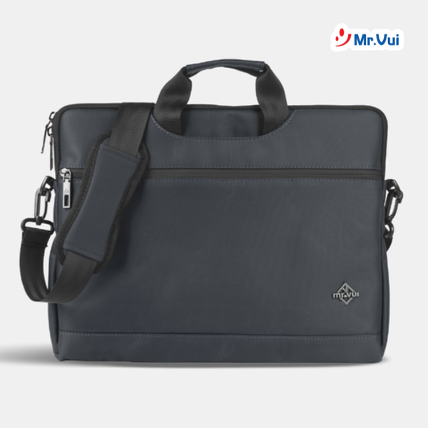nên mua balo laptop hay túi chống sốc