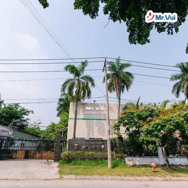 xưởng may cặp học sinh