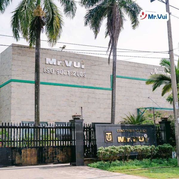 xưởng sản xuất vali