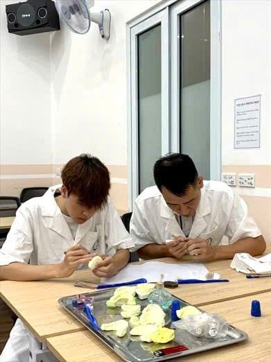 Mở Ra Cơ Hội Nghề Nghiệp Với Kỹ Thuật Phục Hình Răng